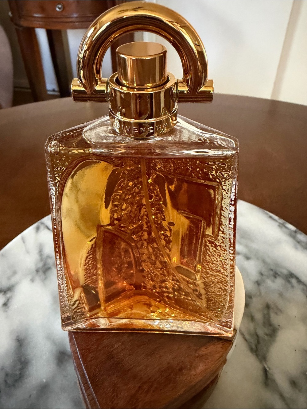 Givenchy - Picture 2 of 3